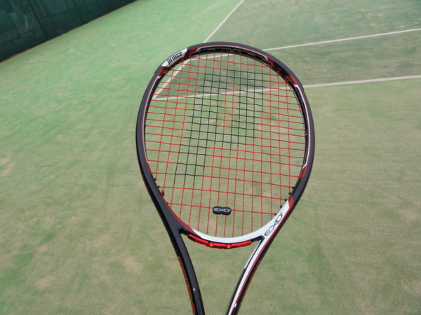プリンスEXO3レッドを試打。軽いのに粘りがあっていいですね: テニス